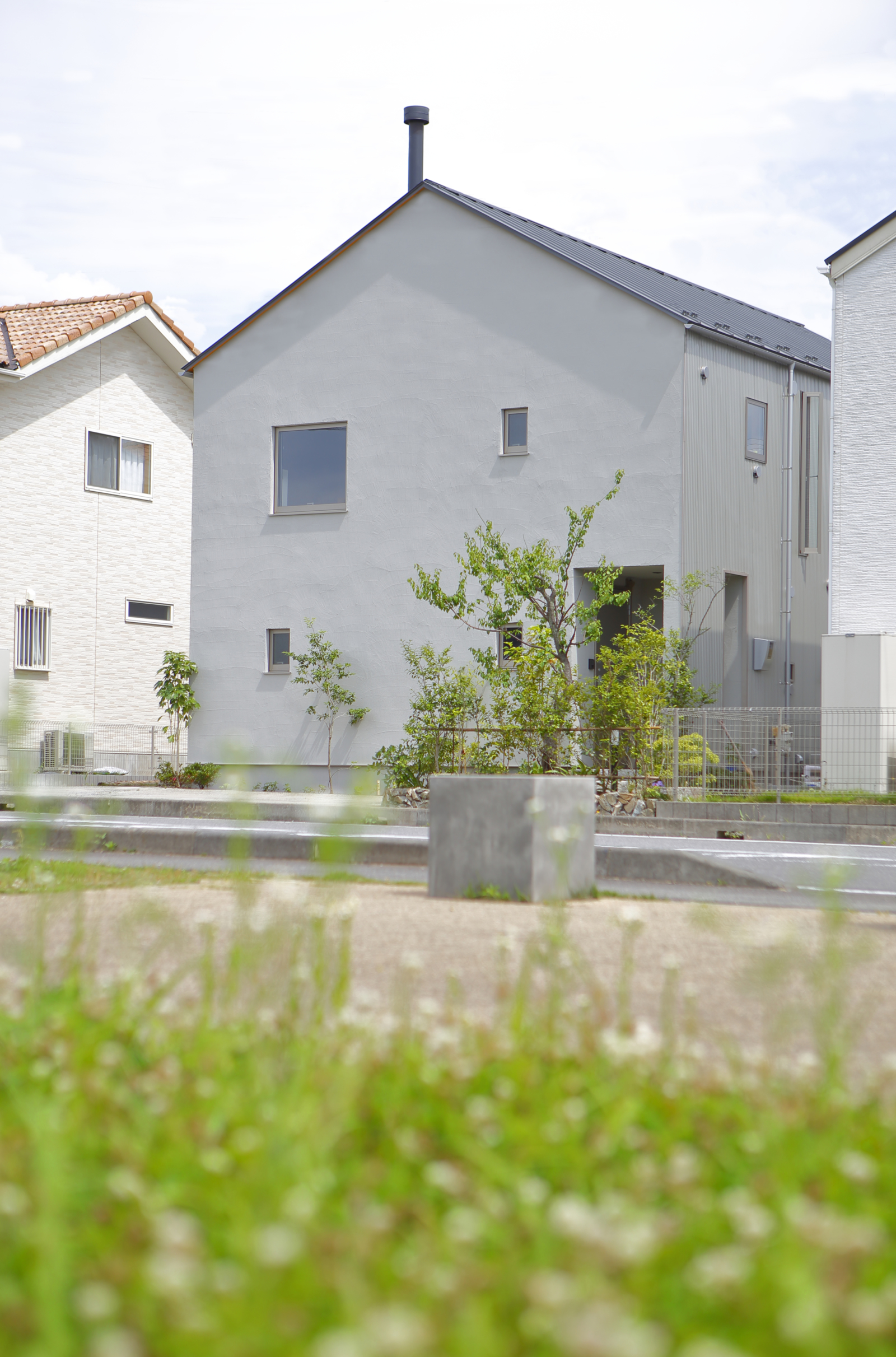 インルームバルコニー 中庭がアクセント 天然杉を贅沢に使った 切妻屋根の家 建築家ポータルサイト Klasic クラシック 理想の注文住宅を建てよう 建築事例一覧 建築家検索ならおまかせください インルームバルコニー 中庭がアクセント 天然杉を贅沢に使った 切妻屋根の家 建築家ポータルサイト Klasic クラシック 理想の注文住宅を建てよう 建築事例一覧 建築家検索ならおまかせください