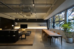 SHOWROOM(OFFICE)