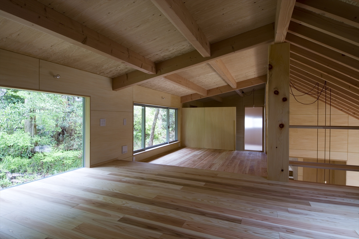 3人の建築家のアイディアが結集 斜面地で実現した理想の住まい 建築家ポータルサイト Klasic クラシック 理想の注文住宅を建てよう 建築事例一覧 建築家検索ならおまかせください 3人の建築家のアイディアが結集 斜面地で実現した理想の住まい 建築家ポータルサイト Klasic クラシック 理想の注文住宅を建てよう 建築事例一覧 建築家検索ならおまかせください