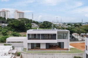 高台の恵まれた立地をさらに生かした 抜群の眺望を楽しみ、快適に暮らせる住まい