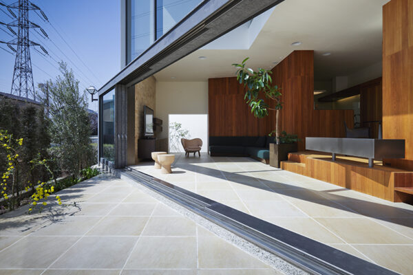 どこからでも桜の美しさを堪能できる 施主と建築家の阿吽の呼吸が生んだ極上空間