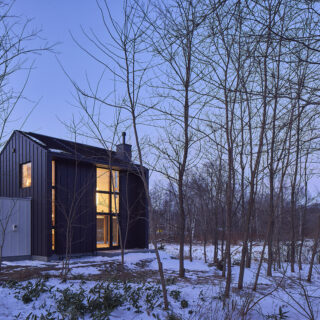 「家で過ごす時間を上質なものにしたい」と土地選びからこだわられたSさん。入居後にやりとりしたメールにも、暮らしに満足している点や、斉藤さんへの感謝の気持ちが綴られていたそう